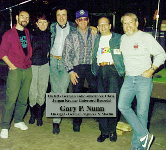 Chris & MArtin with Gary P.Nunn
