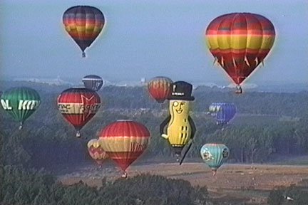 picture from Phantom's Sunrise Sunset II hot air balloon DVD