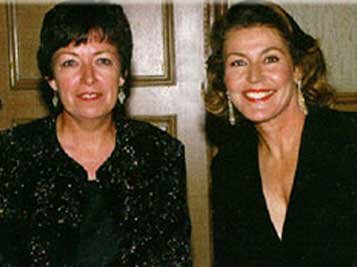 Chris with Helen Reddy at DPM event