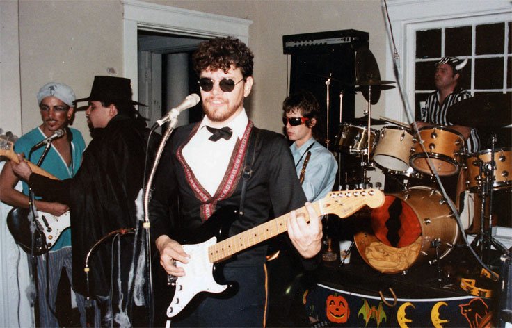 Chris and Martin at Frat party with Housewives Choice
